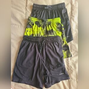 Boys Athletic Shorts Size 6/7 Black and Yellow Shorts Set